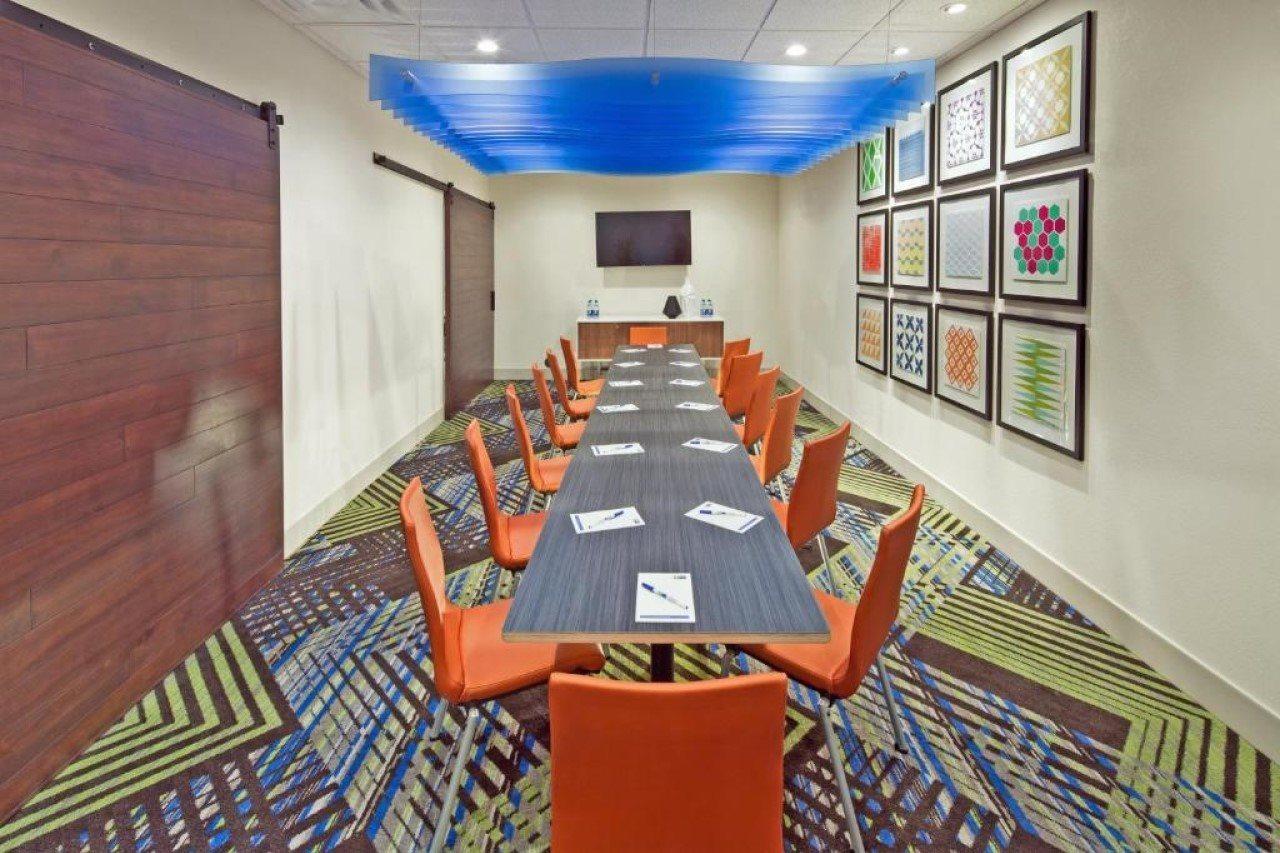 Holiday Inn Express & Suites - Indianapolis Nw - Zionsville By Ihg Whitestown Eksteriør bilde